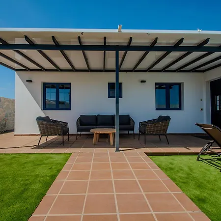 Vila Rubicon Ii By Tenerifesummervillas
